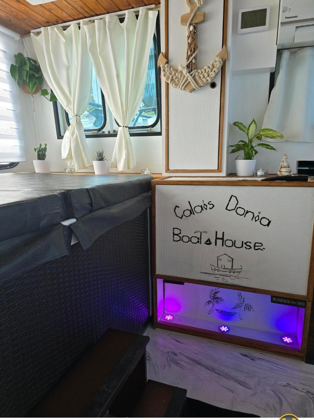 Calaidonia Boat House Hotel Calais Ngoại thất bức ảnh